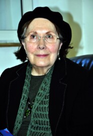 In memoriam voor Adalet Ağaoğlu (1929-2020) in De Groene Amsterdammer