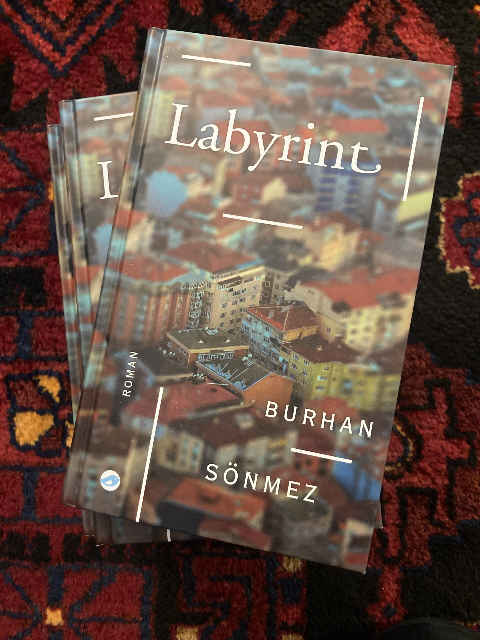 Nu met grote korting te koop: twee Turkse romans en een boek over Turkije